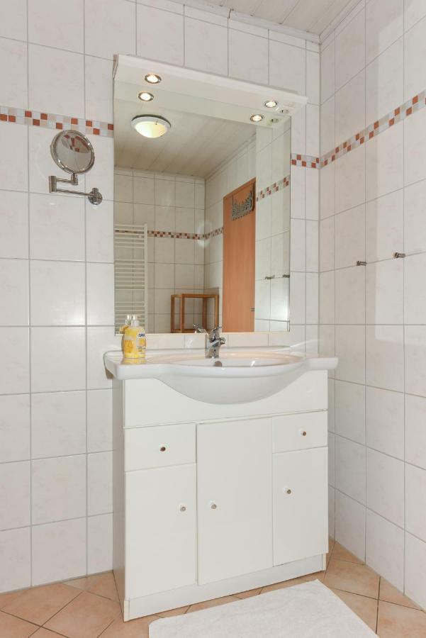 Grodenhof Apartment คาโรลิเนนซีล ภายนอก รูปภาพ